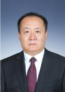首页 通知公告 经研究,该同志拟任江川区委副书记,提名为区政府区长