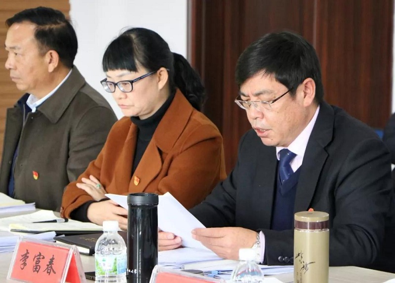 罗江云局长一行到玉溪一中开展2018年度学校综合目标