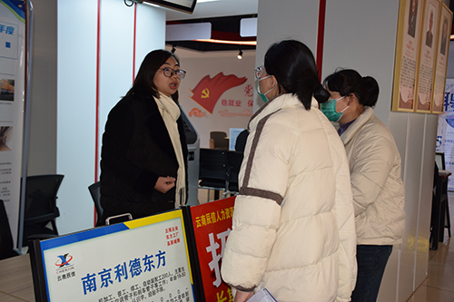 零工“小市场”激活就业“大民生”.jpg