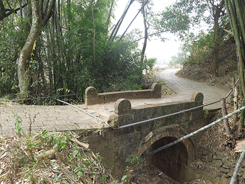 临水而居的古道彝村竟然这样美2.jpg