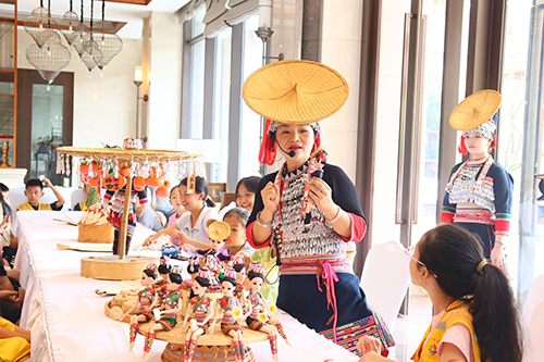 新平县以“酒店+”模式助推文旅产业发展.jpg