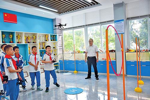 以智育教学点亮学生成长之路.jpg