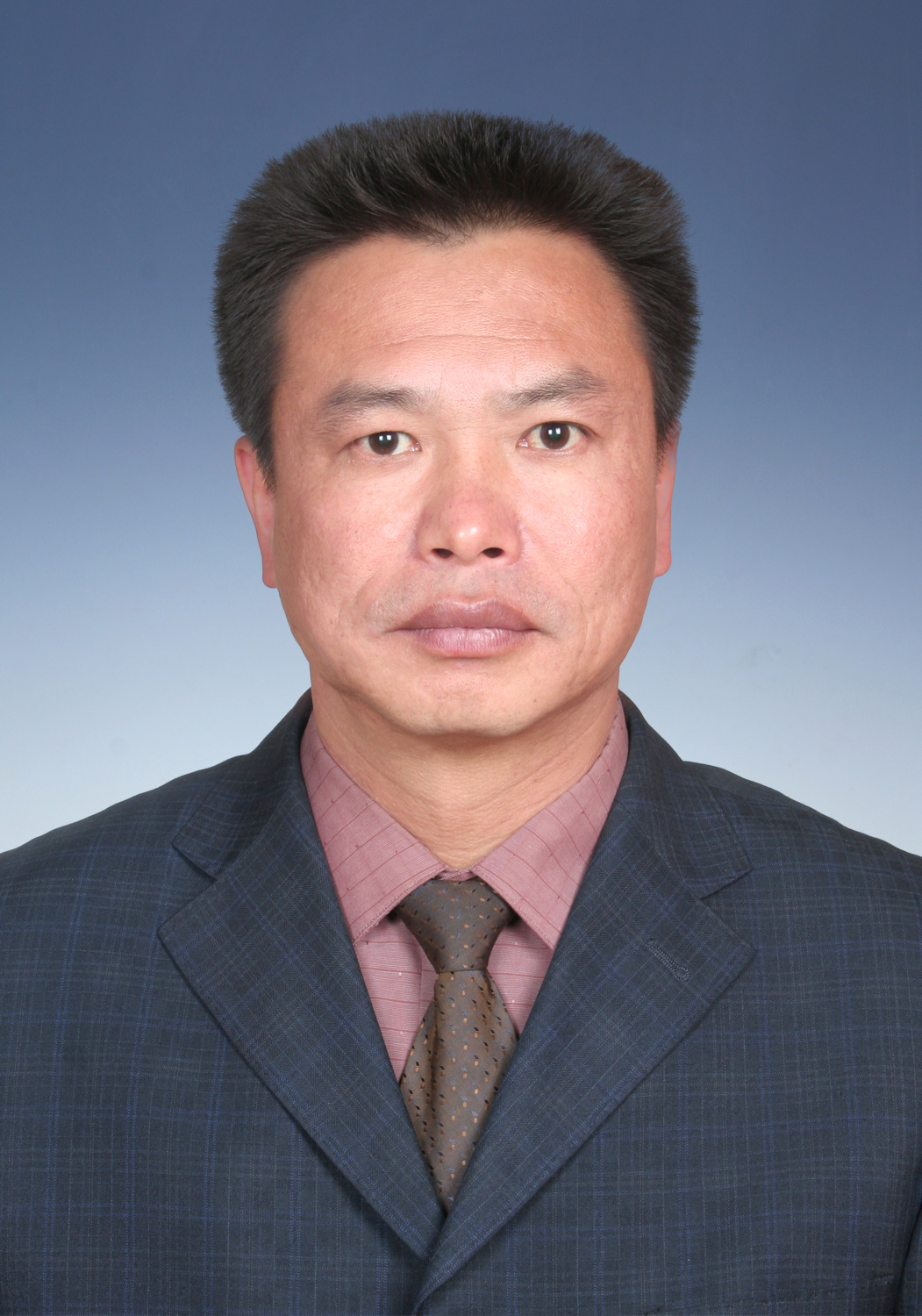 岳文贵.jpg