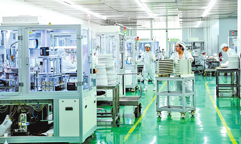 蓝晶科技生产忙.jpg 蓝晶科技生产忙.jpg