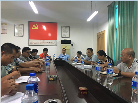 图4 在地震安全社区召开会议.jpg