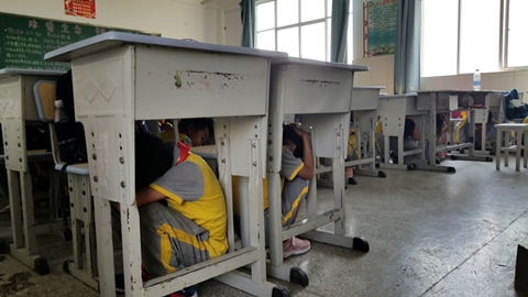 图3 避震演练.jpg