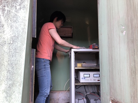 图2 打扫台站卫生.jpg