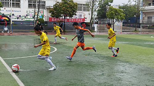 第二届“东正电业杯”小学生足球比赛落幕.jpg