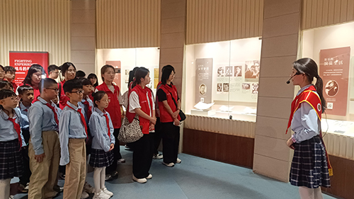 我市启动 “青少年党史学习月”活动.jpg