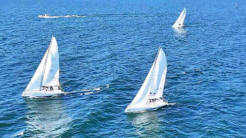 抚仙湖高原国际帆船赛暨青少年帆船嘉年华收官.jpg 抚仙湖高原国际帆船赛暨青少年帆船嘉年华收官.jpg