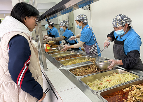 我市筑牢校园食品安全防线