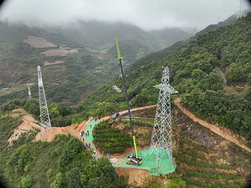 科技赋能电网作业安全效率双提升.jpg 科技赋能电网作业安全效率双提升.jpg