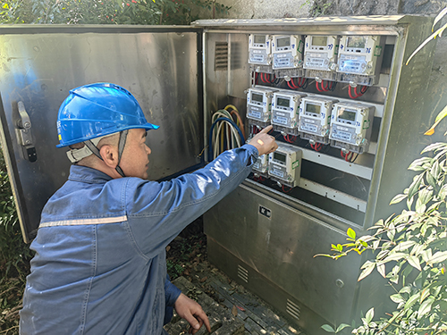 供电局:计量准确,原因是“隐形”耗电与阶梯电价.jpg 供电局:计量准确,原因是“隐形”耗电与阶梯电价.jpg