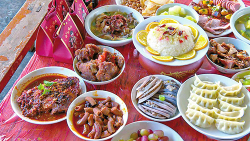 玉溪乡宴掌勺人:守护舌尖记忆与乡土温情.jpg 玉溪乡宴掌勺人:守护舌尖记忆与乡土温情.jpg