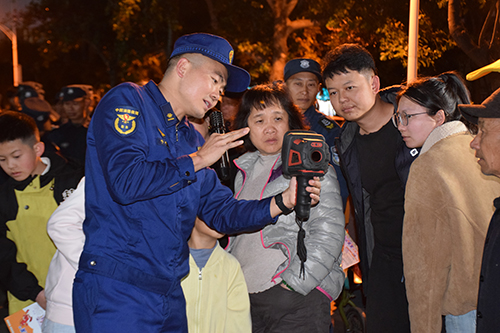 安全知识送到家门口有效提升火灾防范能力.jpg 安全知识送到家门口有效提升火灾防范能力.jpg