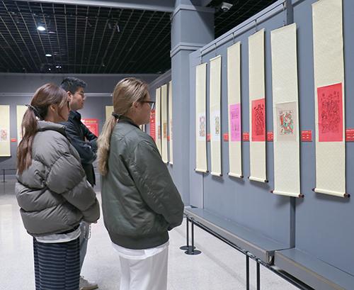 滕州王楼木版年画展在玉开展