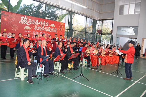 欢乐祥和迎新 春1.jpg