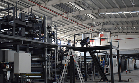 云南祥宇印务数字化生产线项目加紧设备安装