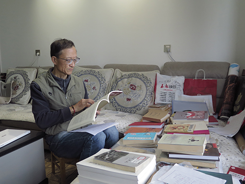 从玉溪花灯调到“东方小夜曲”