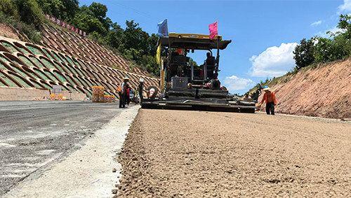 澄华高速公路建设全速推进.jpg 澄华高速公路建设全速推进.jpg
