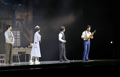 一曲花灯传雅韵 千般绝艺润滇中.jpg 一曲花灯传雅韵 千般绝艺润滇中.jpg
