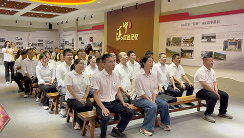 奋进新征程 建功新时代1.jpg