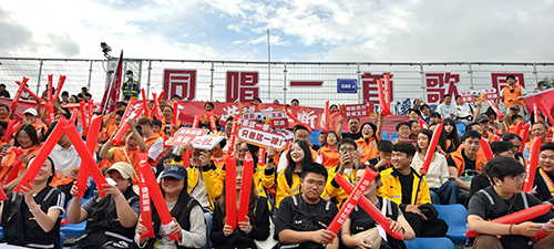 中超公益看台迎来新就业群体代表.jpg