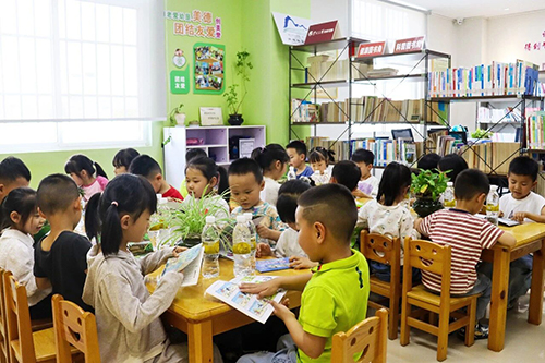 澄江市“三个坚持”盘活农家书屋阵地 深耕乡村书香沃土2.jpg