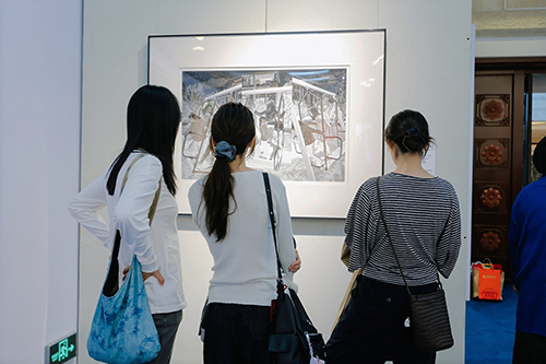 玉溪师院60余件（套）美术佳作在京展出.jpg
