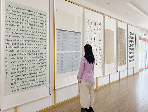 “碧玉清溪是我家”书法作品展开展.jpg “碧玉清溪是我家”书法作品展开展.jpg