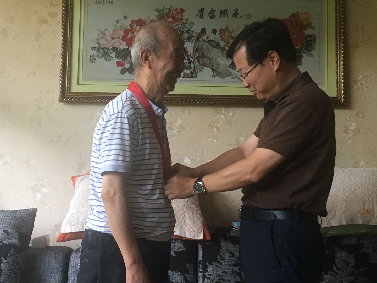 图片2.png 图片2.png