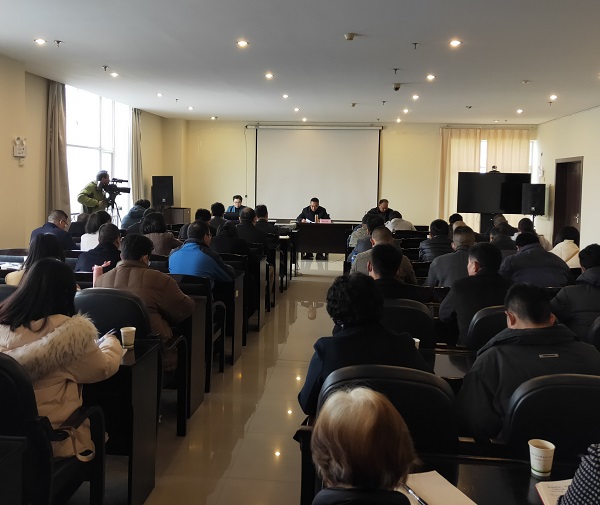 市生态环境局党组书记、局长何国斌开班动员讲话.jpg
