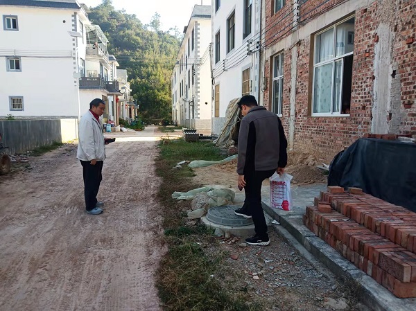 峨山县阳进房村污水收集管道.jpg