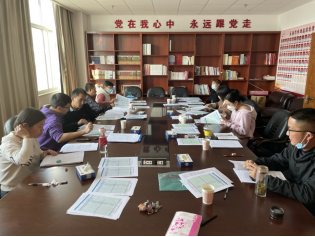 玉溪市药品评价中心开展监测业务培训暨2022年下半年药品不良反应质量评估工作78.png