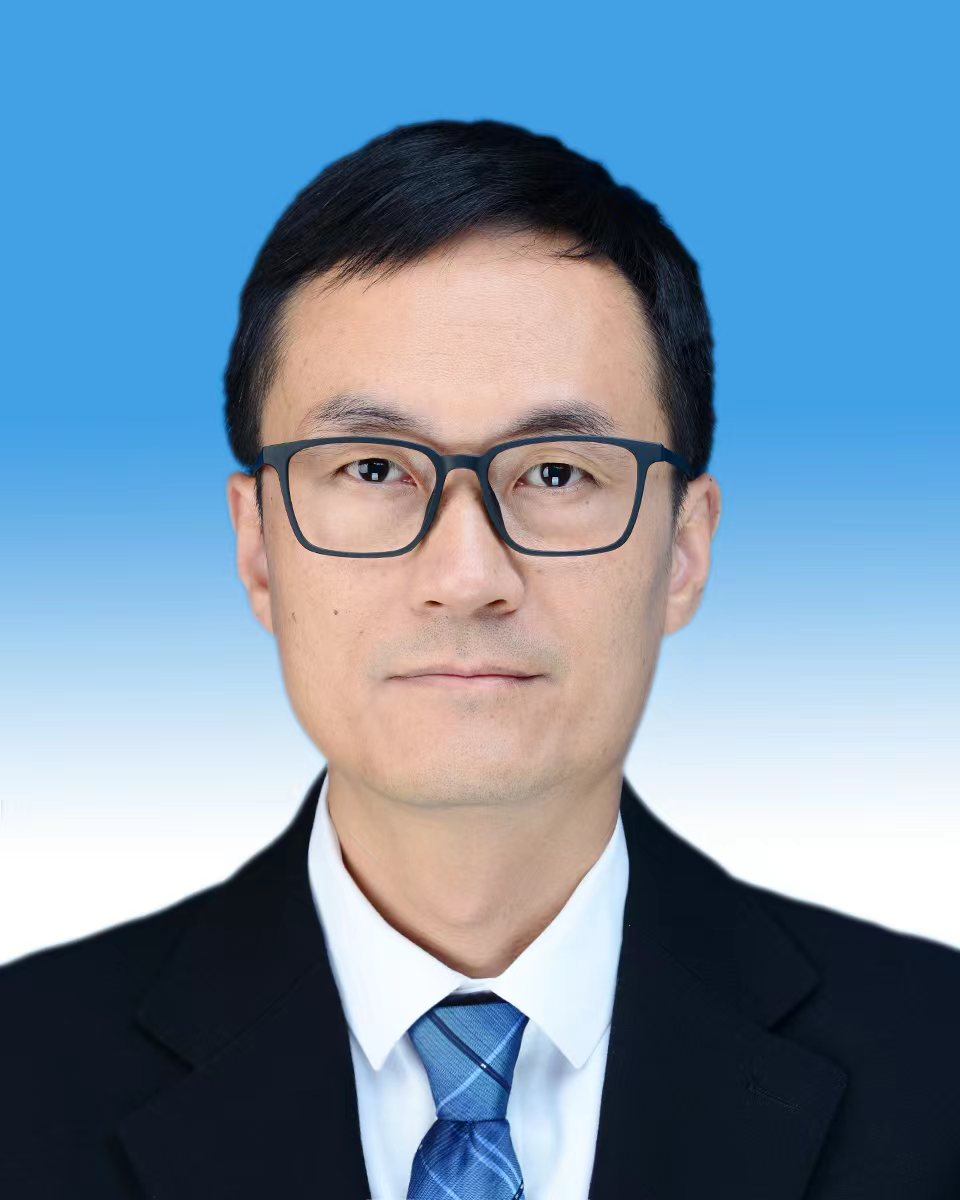 李明.jpg