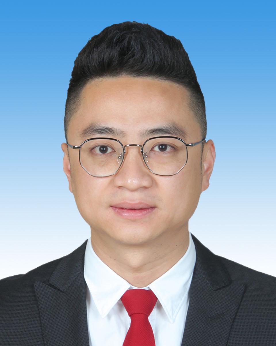 市外办 范崇磊.jpg