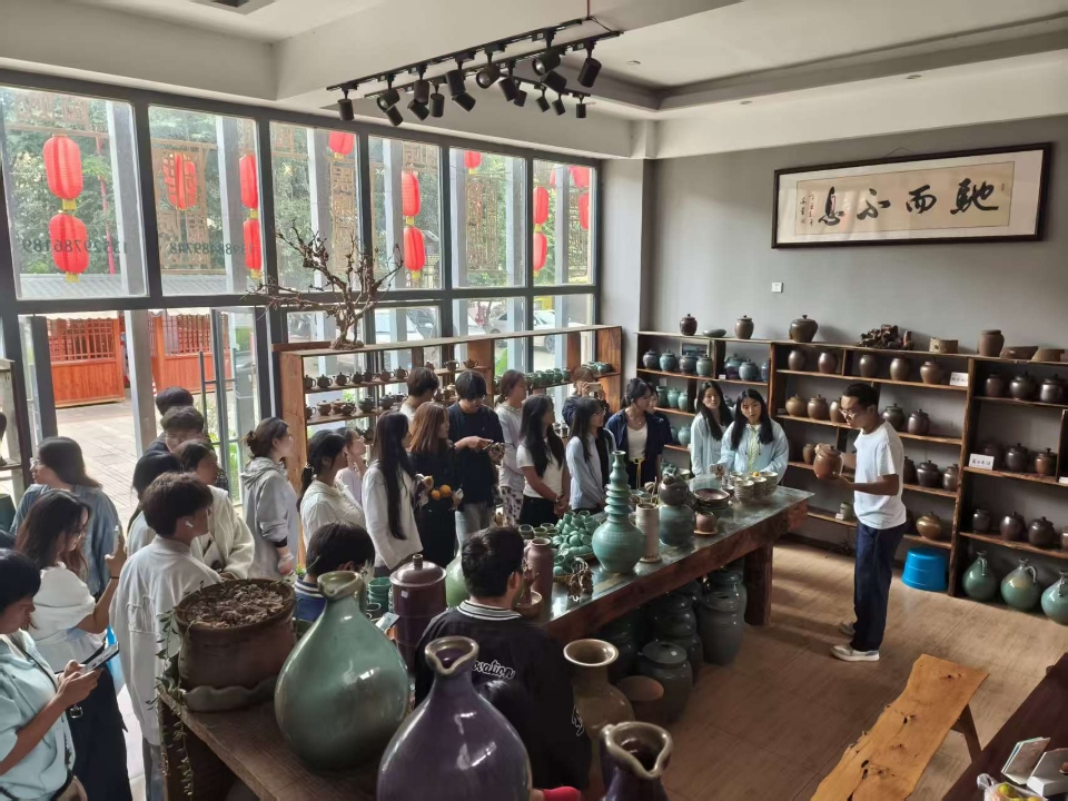 图片2.jpg 图片2.jpg