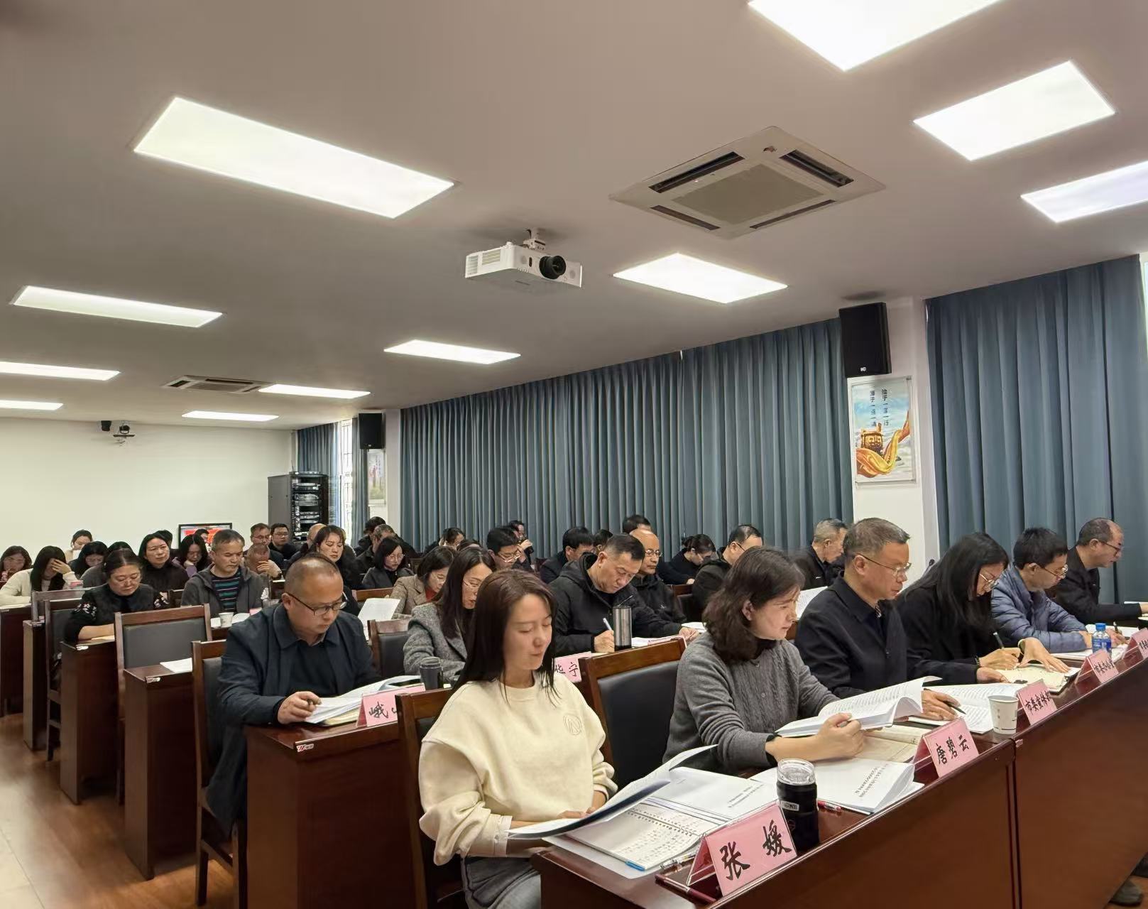 图片2.jpg 图片2.jpg