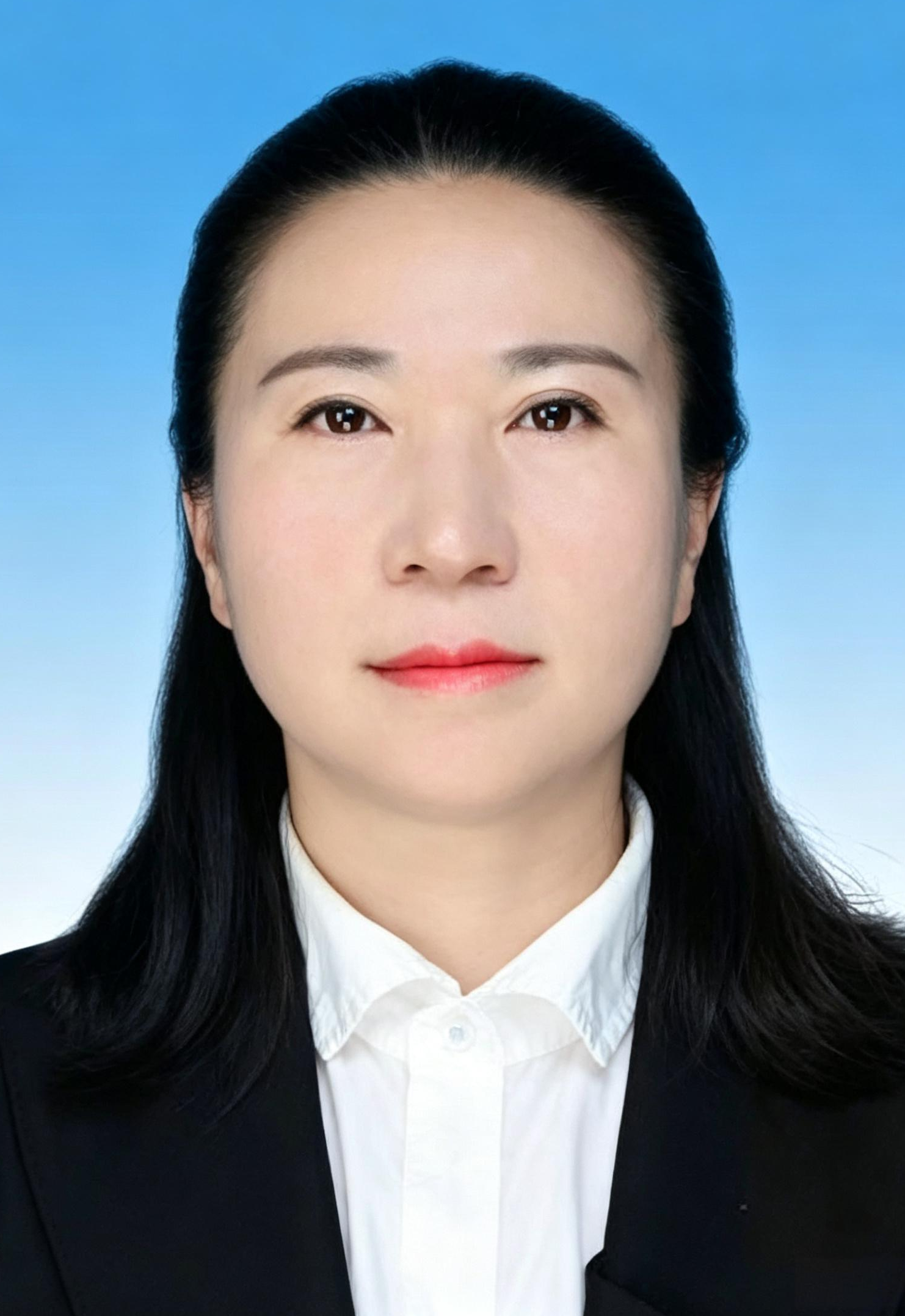 杨美琼局长.png